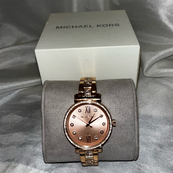 MICHEAL KORS rose gold womens watch